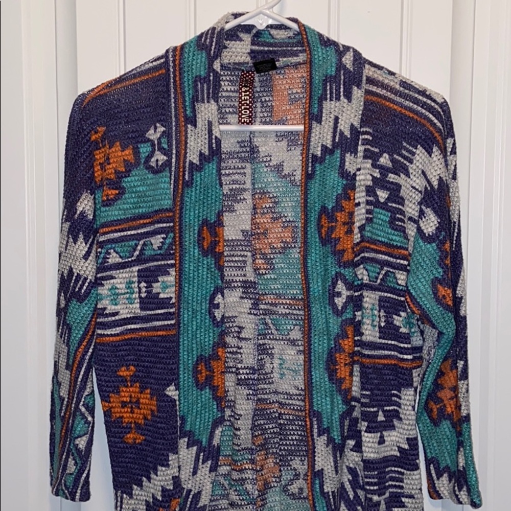 Love & let love sweater small